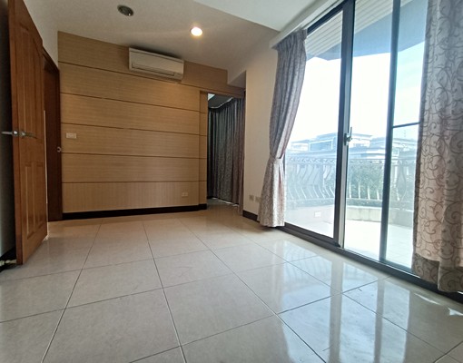 近康橋伯大尼仁愛商圈全棟新整理別墅 - Image 7