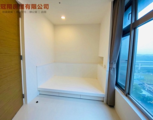 南港四鐵共構高樓景觀4+1房可另租雙車位(可報稅) - Image 6
