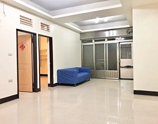 中和國光街新整理公寓1F附停車位.近板橋 - Image 1