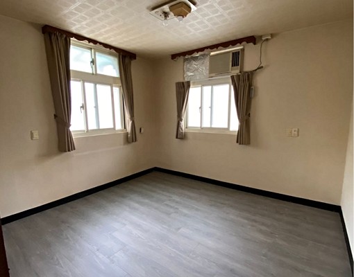 海山國中旁40坪三面採光2大陽台！ - Image 3