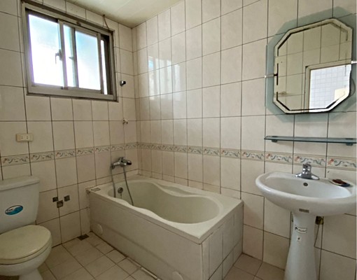 海山國中旁40坪三面採光2大陽台！ - Image 6