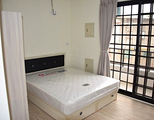 員林新穎電梯套房8800出租 - Image 1