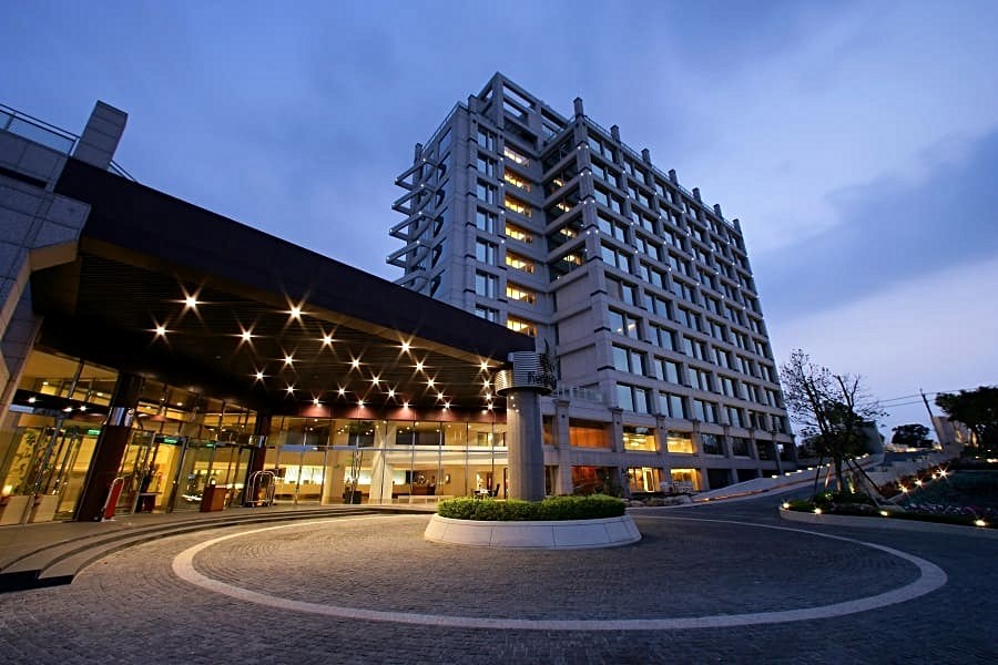 水脈同清新飯店為碳酸氫鈉泉