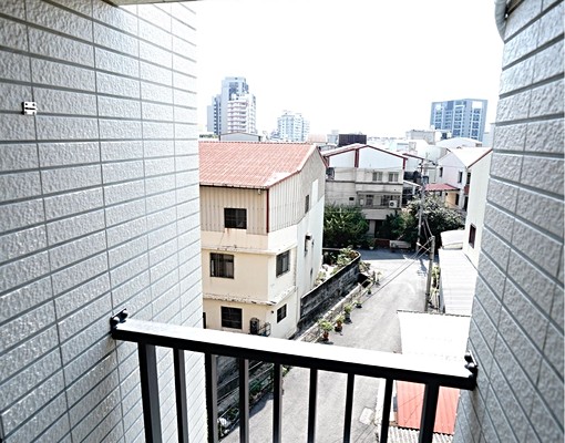全新電梯小豪宅!陽台獨洗水湳/中國醫 - Image 5