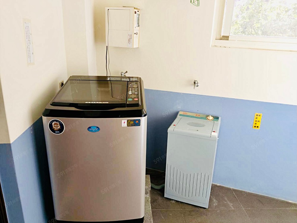 投幣式洗衣機,附設公共曬衣場