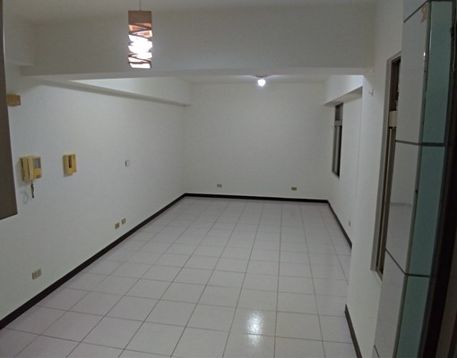 電梯大廈寧靜3樓獨立大套房 - Image 8