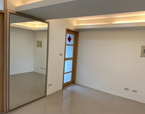 忠孝復興站2房2廳宜工作室住宅24小時大樓管理 - Image 3