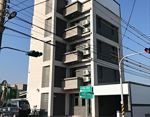 近線西工業區電梯套房 - Image 1