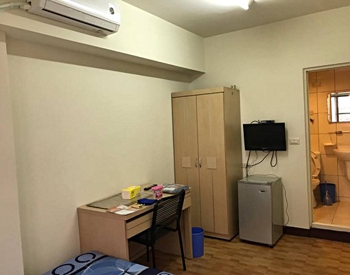 獨立套房,鄰近修平(夜市)、朝陽,大里工業區,可租補。 - Image 1