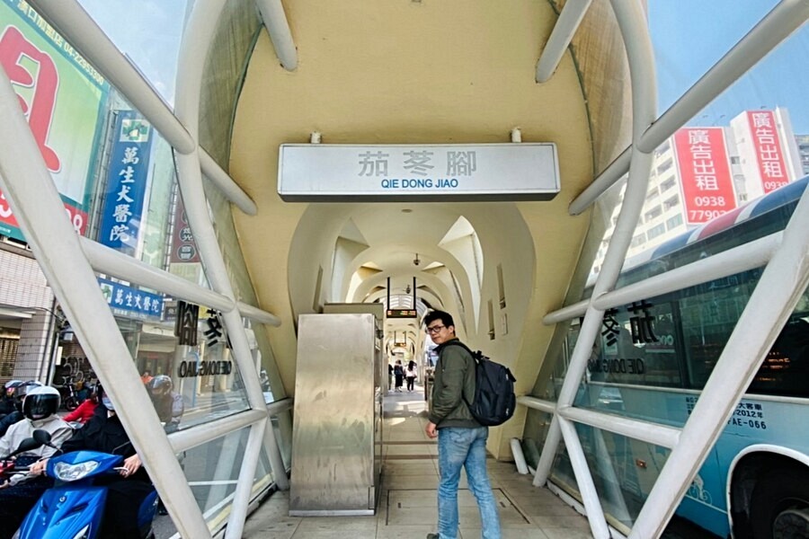BRT公車站,未來也預計是捷運站點哦!