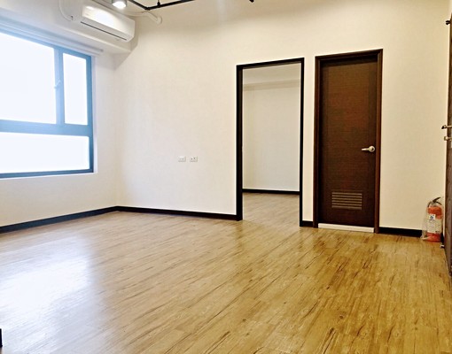 高CP值時尚大樓全聯*星巴克*郵局*市場 - Image 1