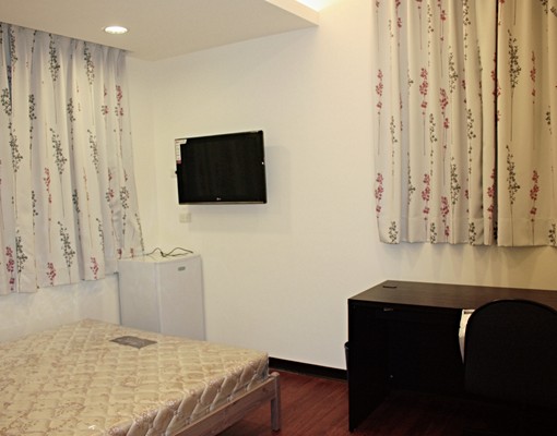 新埔站兩分鐘，環境單純，生活機能極佳 - Image 1