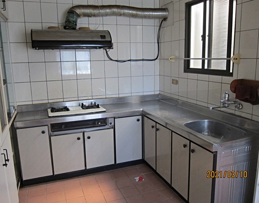 縣府特區電梯大樓優質裝潢一房一廳一衛一廚 - Image 5
