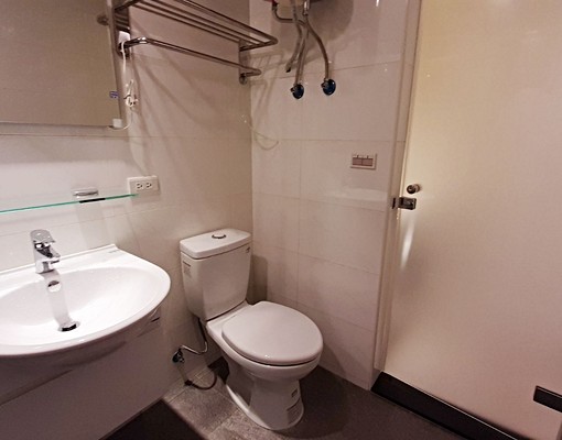 一樓全新大套房*乾濕分離洗脫烘*瓦斯熱水 - Image 10