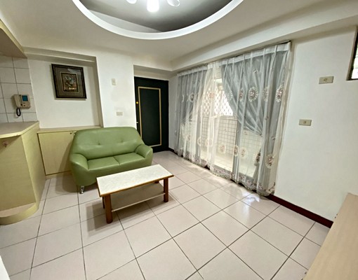 藝文特區2房大陽臺邊間.通風採光可租補-可入戶-租金含管 - Image 1