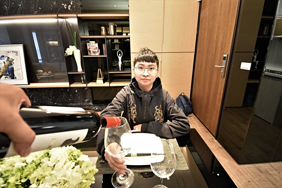 賞屋還自帶侍酒師