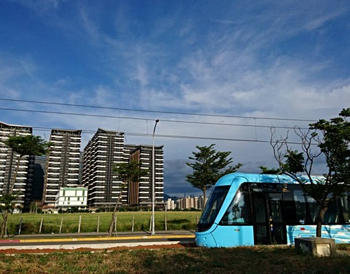 海洋都心三期精裝高樓兩房平車含管可租補可寵 - Image 4