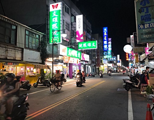 輕食台、近郵局、市中心近園區、垃圾處理 - Image 3