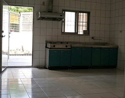 自租~全新整修別墅，鄰近公園綠地、學區 - Image 6