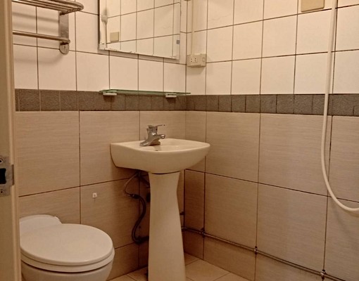 生活機能高分租套房,生活機能佳,停車方便 - Image 3