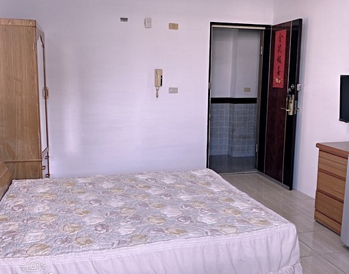 單純寧靜社區陽台溫馨大套房 - Image 5