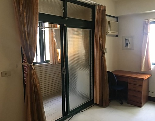 竹北家樂福旁近台元大套房彩光佳屋況有陽台 - Image 1