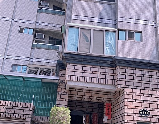 單純寧靜社區陽台溫馨大套房 - Image 13