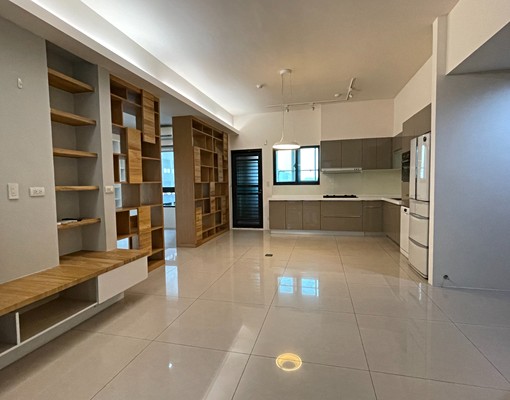 椰林三房附平車,台科大重劃區,近台元,中國醫,家樂福 - Image 2