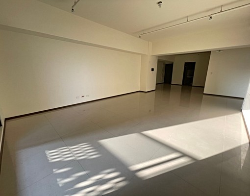 免仲介費~亞灣區~海景~大四房+雙平面車位 - Image 10