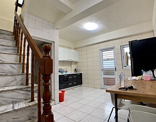 近保安車站奇美博物館.全新整理透天 - Image 2