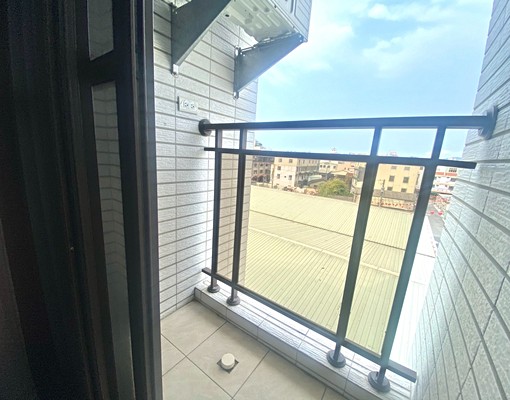 太平戰神★僅有一間質感溫馨美房♥近勤益.74♥可提供更多房源 - Image 2