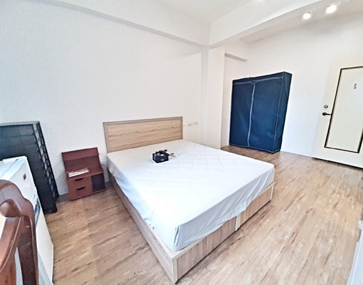 近板橋車站❤採光大套房❤獨立洗衣機❤ - Image 3