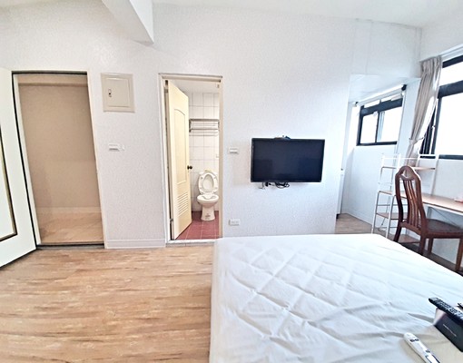 近板橋車站❤採光大套房❤獨立洗衣機❤ - Image 6