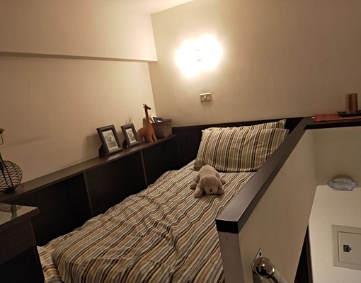 優質套房~附全套家電桌椅,光纖網路 - Image 3