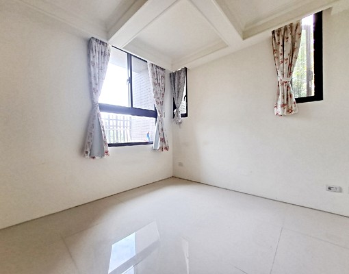 專租🥇8年美屋🎁昌祐品閣朝東🥎一樓庭園樓中樓3房平車 - Image 7