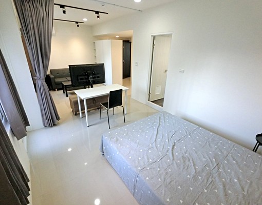 可貓可貓🍁租補電梯🍁超強採光🍁獨洗獨曬 - Image 12