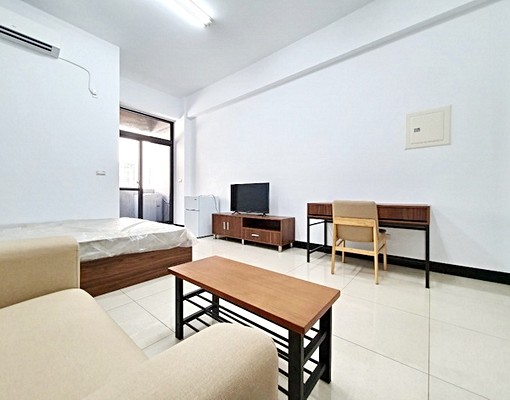 永康區~豪華大套房*近奇美*可租補.. - Image 2