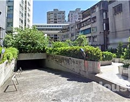 機械車位含管理費 - Image 1