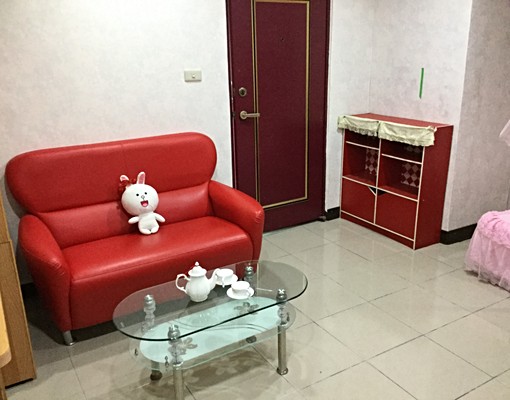 獨立個人洗衣機+倒垃圾+沙發+大對外窗+ - Image 4