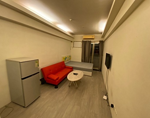 逢甲夜市大套房獨洗獨曬.陽台可租補 - Image 1