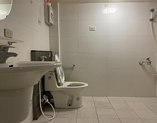 可合租/可辦公加住宿/2+1房/近遠百體育館/水電內含 - Image 5