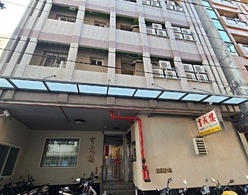 東海育成樓獨立套房出租 - Image 1
