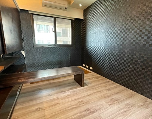 大里精華地區-百萬裝潢★2+1房+車位★ - Image 4