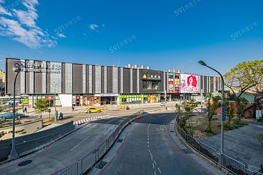 浩瀚湖濱城環境圖