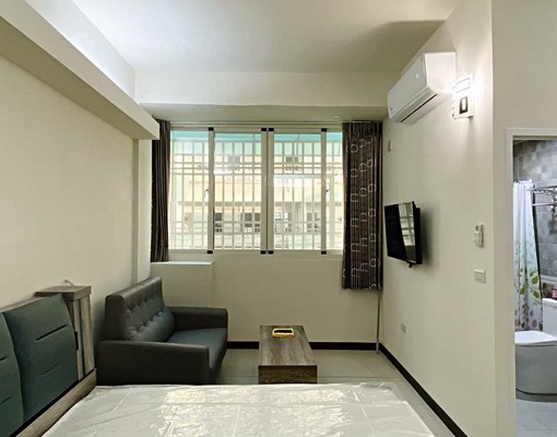 高級套房出租。生活機能佳。停車方便。1 - Image 2