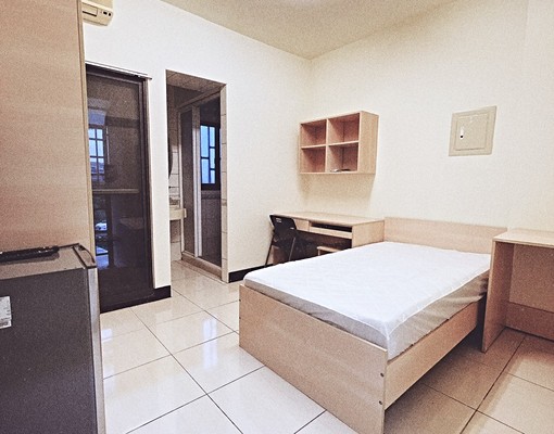 有管理室-單人加大床!獨立陽台洗衣機- - Image 1