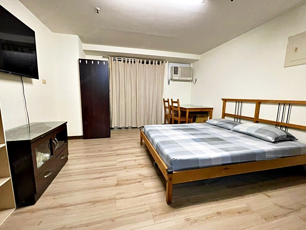 已更新Panasonic分離式冷氣西班牙木紋高雅磁磚