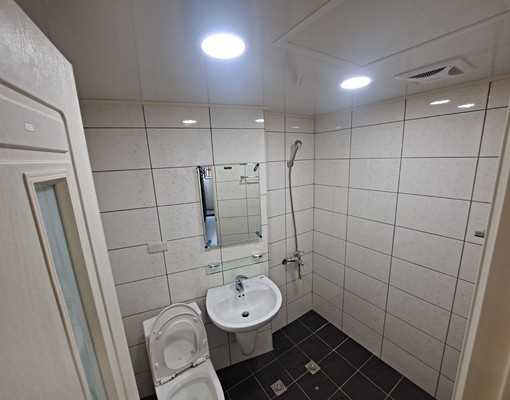 社宅免仲介費~新裝修電梯兩房~可租補 - Image 9