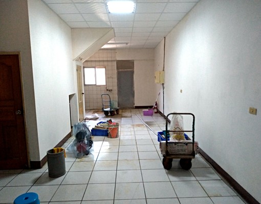 茄苳國小~~透天1-4樓 - Image 2