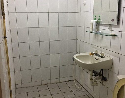 中山路寧靜套房,正市區,生活機能超佳! - Image 3